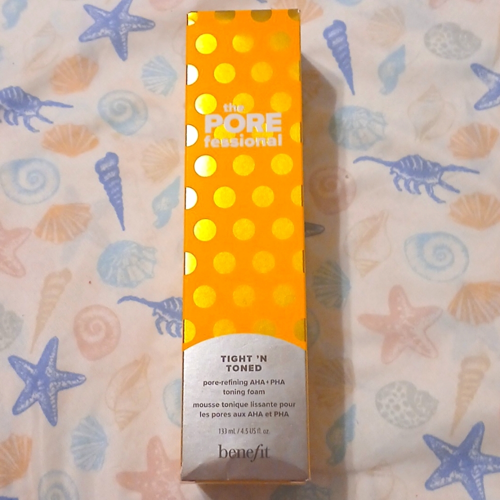 benefit the Porefessional Tight 'N Toned